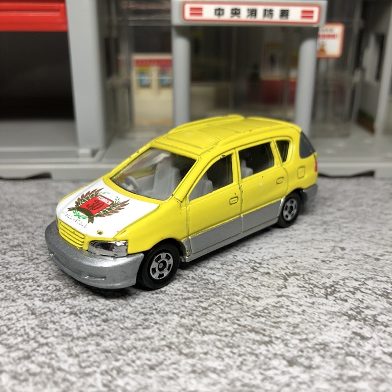 Tomica 50 Toyota ipsum