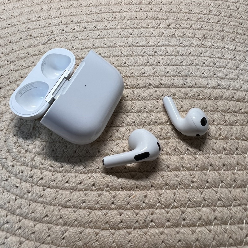 Airpods 3 二手
