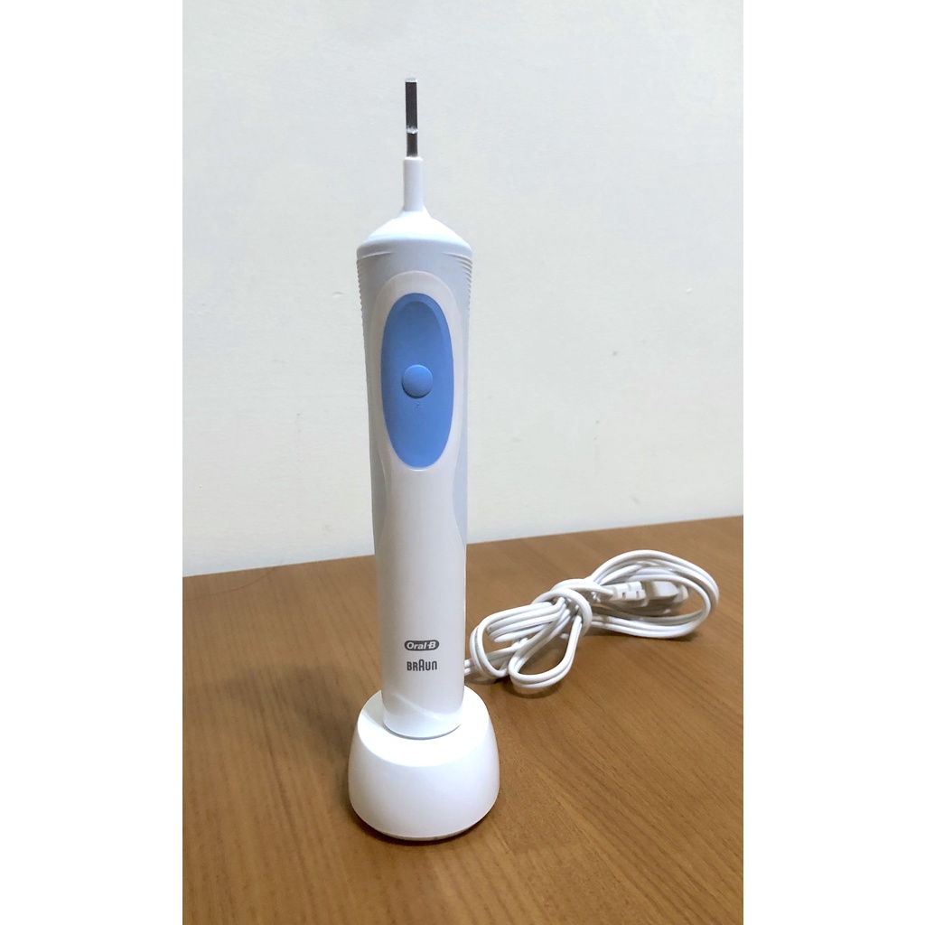 德國百靈 Braun 歐樂B OralB 3757 電動牙刷 含充電座 蝦皮購物