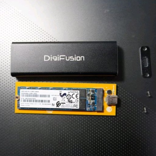 可單買 DigiFusion M.2 SATA硬碟外接盒 + Sandisk 128GB M.2 SATA SSD