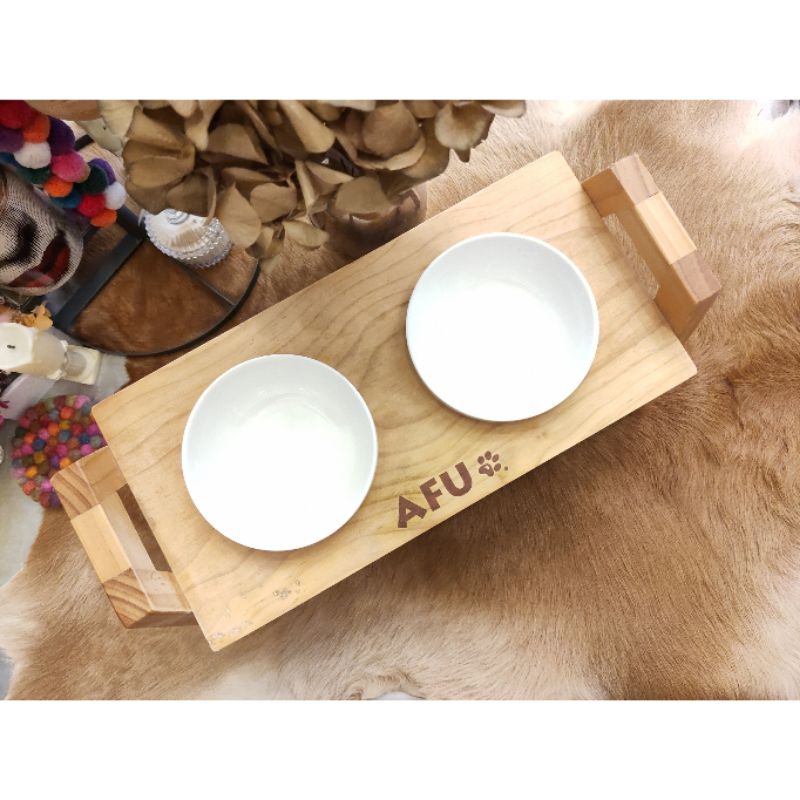 （二手）AFU寵物世界兩口原木餐桌碗組--