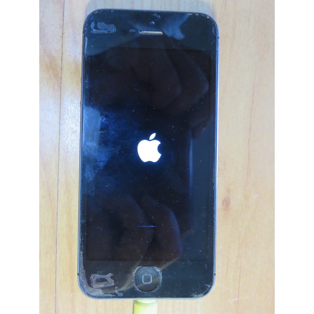 X.故障手機B5261*8087- Apple iPhone 5   A1429   直購價300