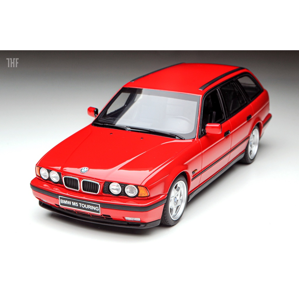 BMW M5 (E34) TOURING SW STATION WAGON 1992 1/18 OTTO