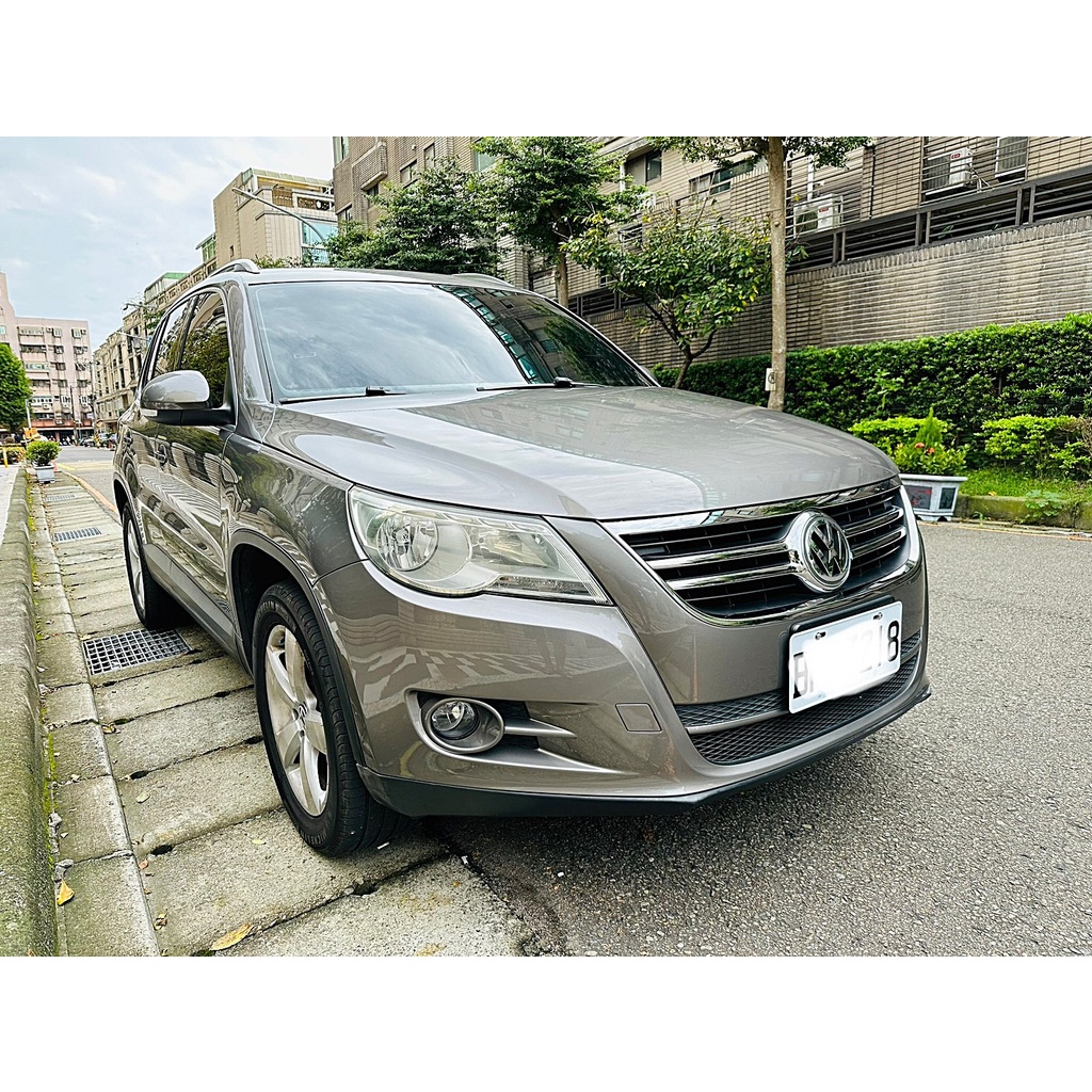 2011年 VW TIGUAN 2.0 TDI