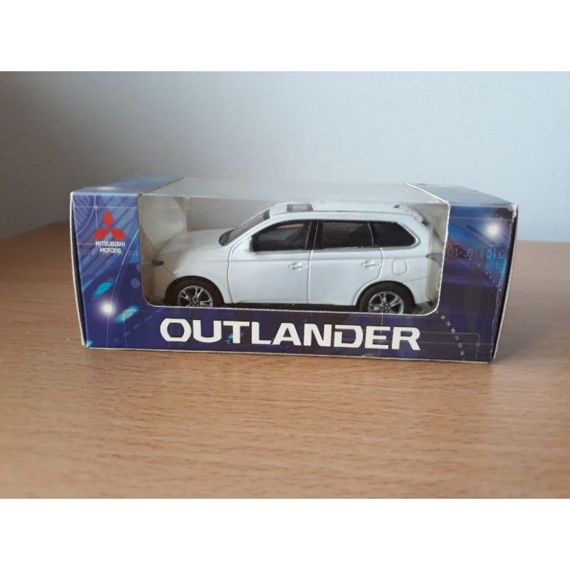 全新 現貨 1/43 Mitsubishi  Outlander 原廠精品模型車