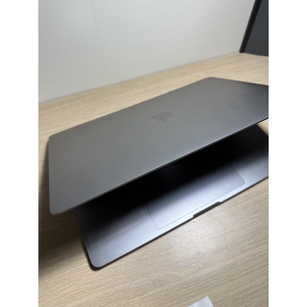 MacBook Pro 16” 2019