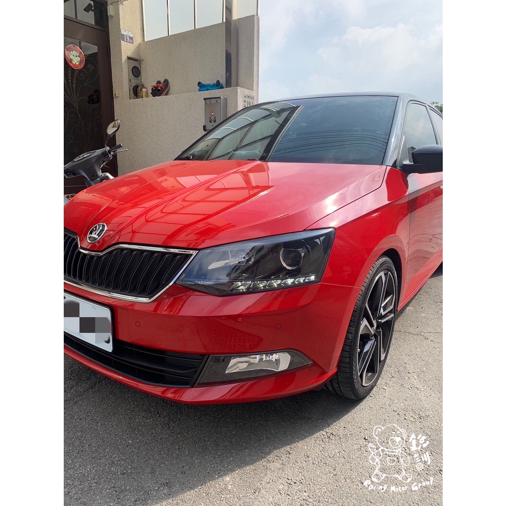 銳訓汽車配件精品 2016 Skoda Fabia 安裝 TVi 崁入式倒車顯影鏡頭【保固一年】