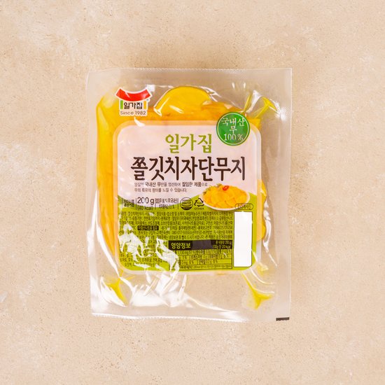 [現貨]韓國  일가집 爽脆醃黃蘿蔔片（真空包裝）200g