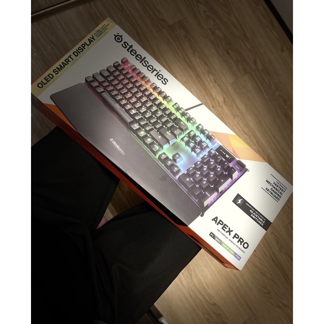 SteelSeries Apex Pro電競鍵盤