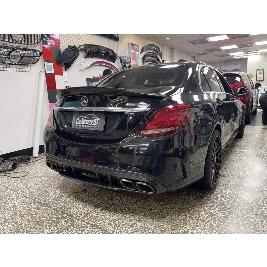 《GZ雙Ｂ改裝》賓士 BENZ BMW 空力套件 w205 c300 碳纖維 ED1款 後下巴搭配黑色尾飾管