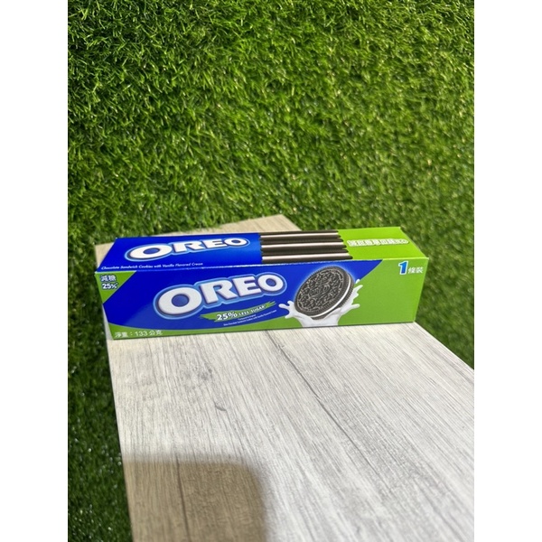 OREO奧利奧 一條裝 減糖25% 減甜香草口味夾心三明治餅乾 133g