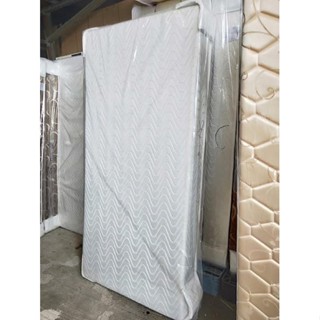 【滿福氣】全新品超高CP值~90×188白色進口3D立體緹花布冬夏兩用3尺硬式彈簧床墊 3x6.2尺標準單人彈簧床獨立筒