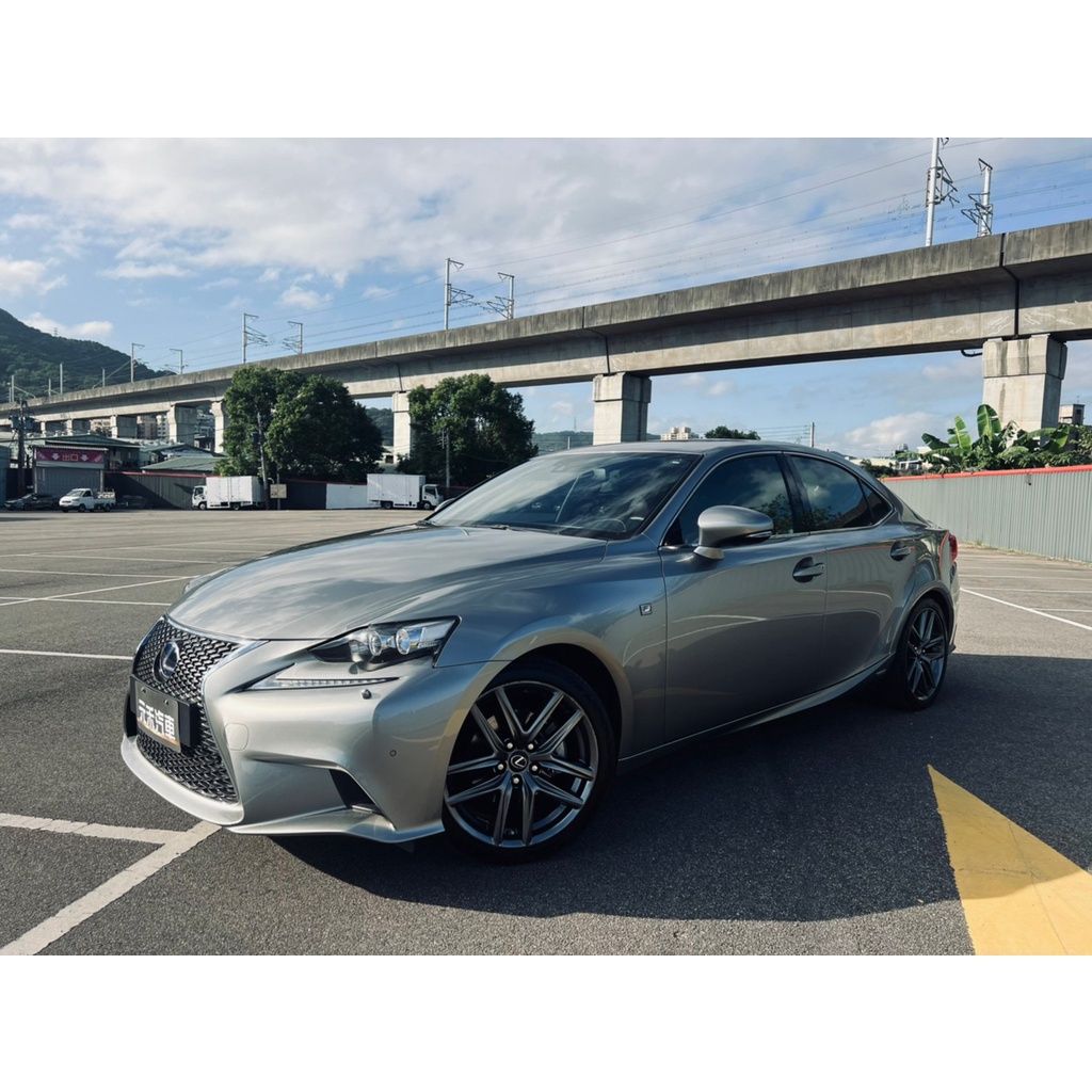 2014年式 Lexus Is300h F Sport Navi版 實價刊登:88.8萬 中古車 二手車 代步車 轎車