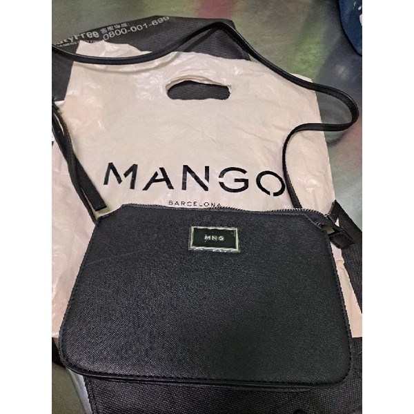mango MNG 黑色皮革立體紋小側背包