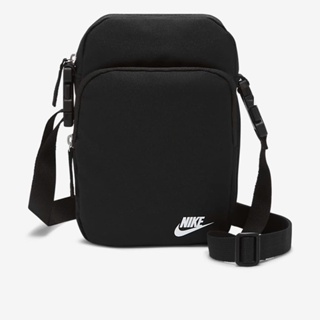 NIKE小包 Nike HERITAGE CROSSBODY 側背小包 黑 DB0456010