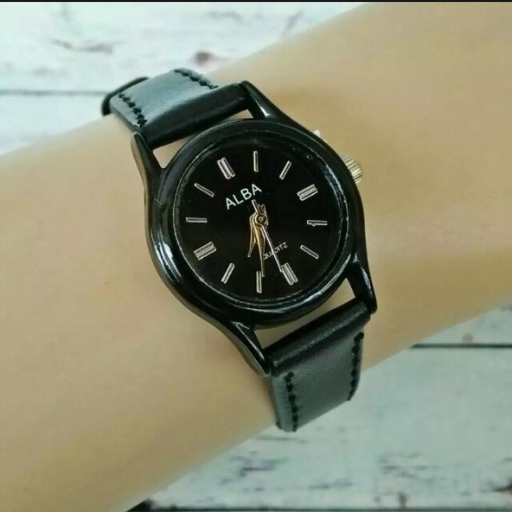 Alba 皮革日本女士手錶