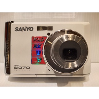 sanyo vpc-S1070 數位相機 使用3號充電電池 不附電池 F2