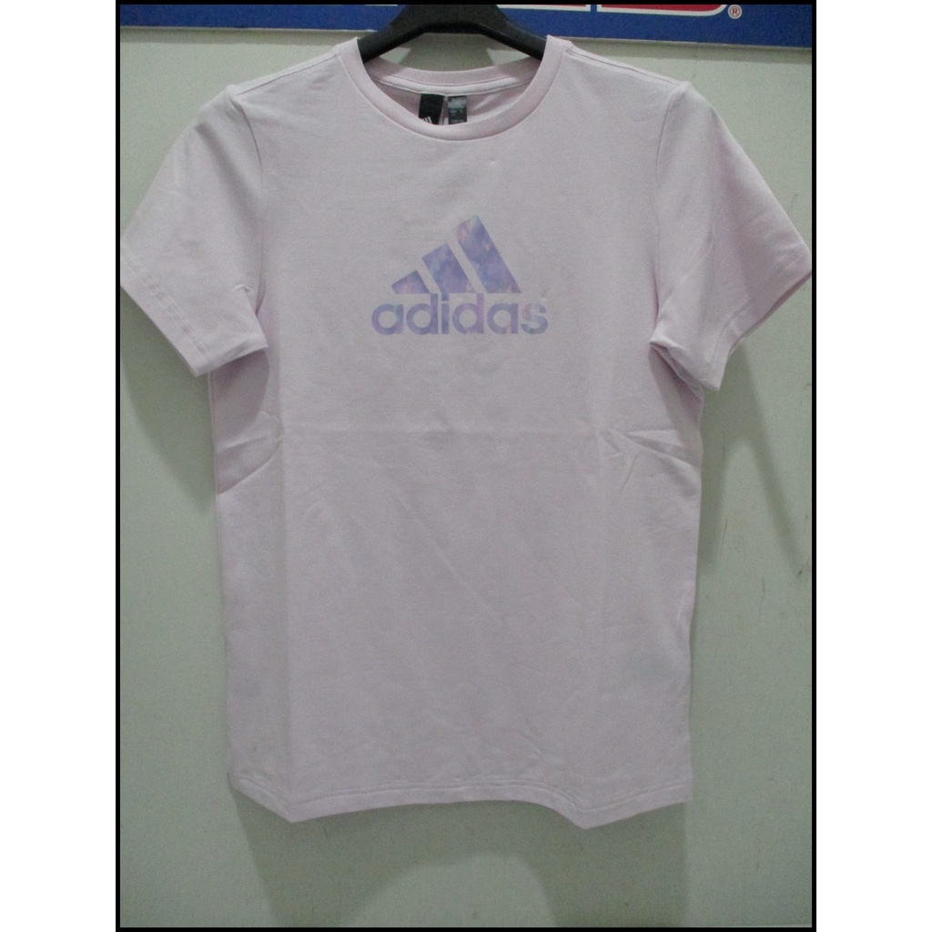 2022 ADIDAS MH BOS TEE 女款 運動休閒T恤 短袖上衣 淡紫色 HM7047