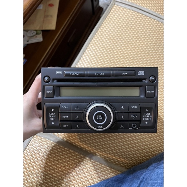 Nissan原廠主機PU-3549N-A 支援收音機/CD/USB/AUX IN