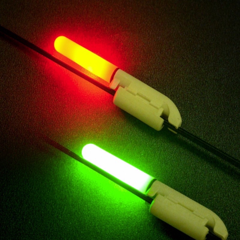 超亮LED電子竿尾燈 夜光棒 卡扣式 紅綠2色 附CR425 電池 持久60小時 夜光棒 竿梢燈