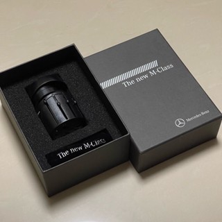 旅行萬用插頭 萬用轉接頭 旅行轉接頭 旅遊必備 附Mercedes-Benz字樣收納袋 萬國插座