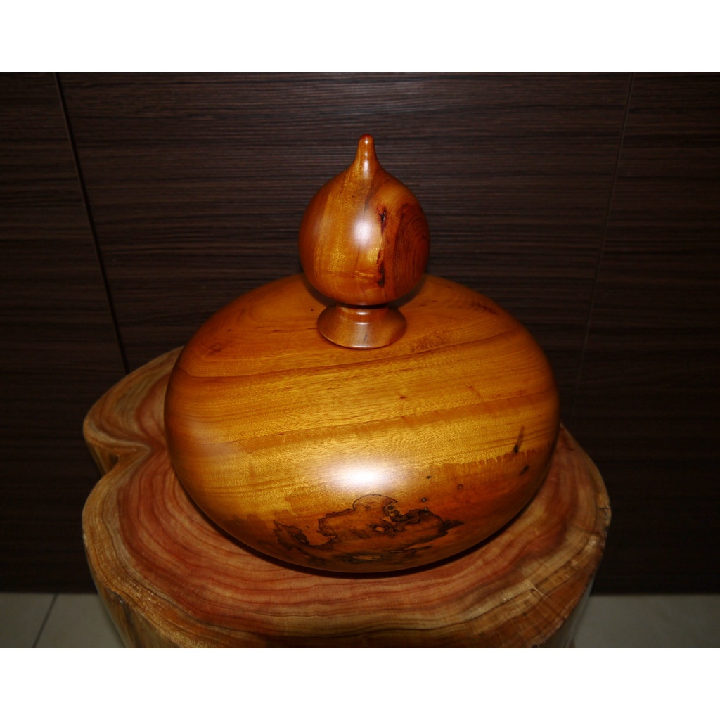 台灣牛樟聚寶盆 ~(非檜木盒、黃檜、紅檜、樟木、肖楠、龍柏、崖柏) / 材穩、味道清香