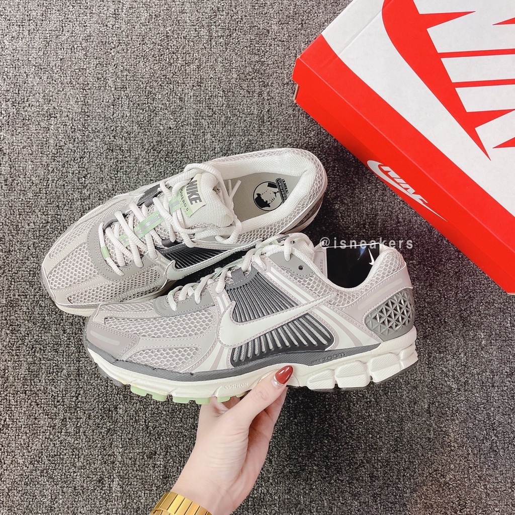 ISNEAKERS Nike Zoom Vomero 5 Cobblestone 黑灰 FB8825001 蝦皮購物