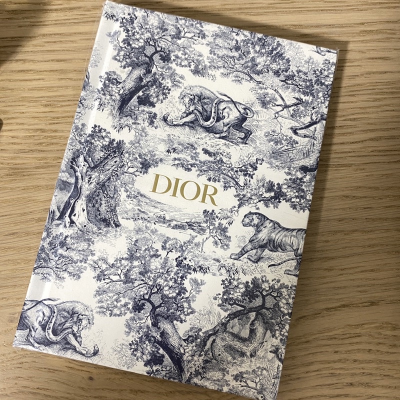 Dior 迪奧 筆記本 隨機贈保養品小樣