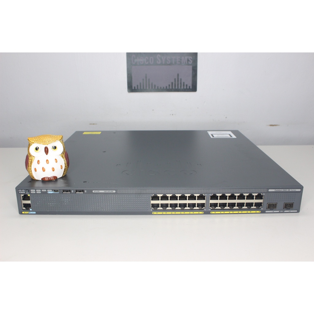 Cisco WS-C2960XR-24TD-I 24Port GIGA / 2PORT 10G  Switch