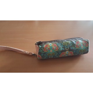 美國OP隨身手袋特價售69.。