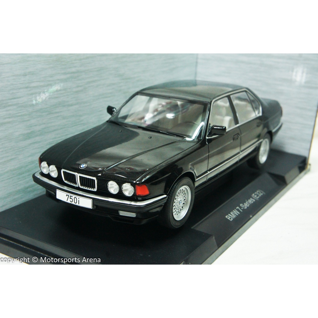 【現貨特價】1:18 MCG BMW 750i E32 1992 黑色/灰色