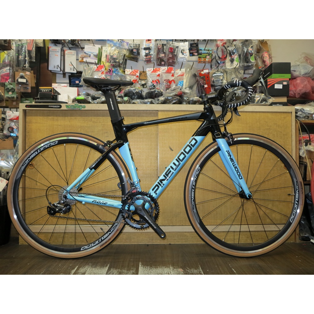 【冠鑫自行車】PINEWOOD ARES2.0 SHIMANO CLARIS R2000 16速 鋁合金 公路車 黑藍