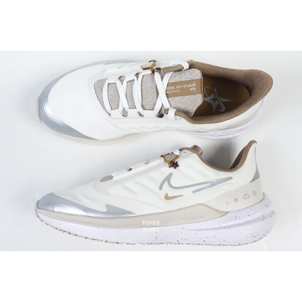 胖達）WMNS NIKE AIR WINFLO 9 SHIELD 吊飾 防潑水 運動鞋 FB1863-101 白 女鞋