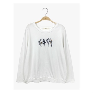 【Hana Mokuba】花木馬日系女裝寬鬆圓領細緻刺繡紐扣裝飾休閒T恤