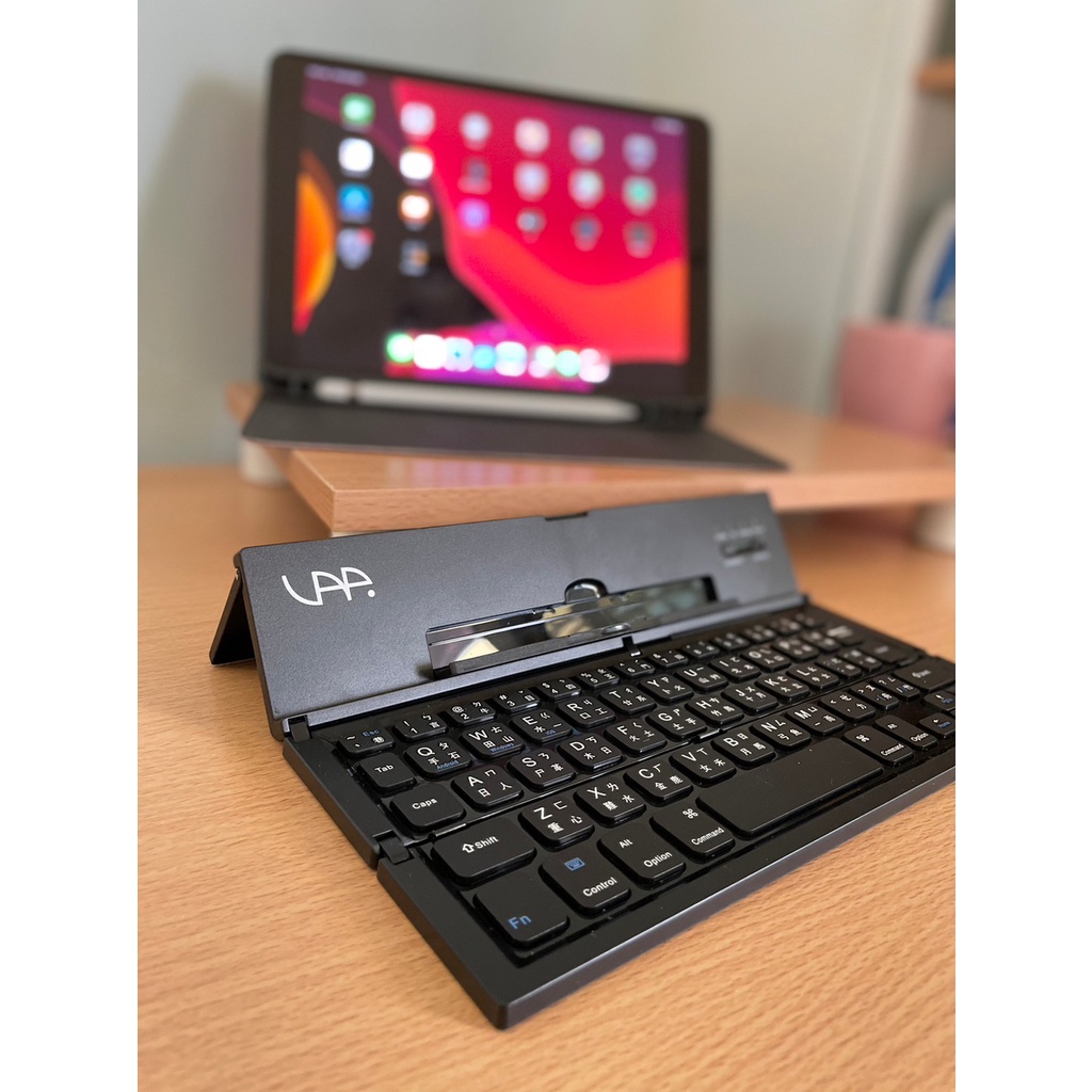 VAP攜帶式藍牙折疊鍵盤/原價1490/usb充電