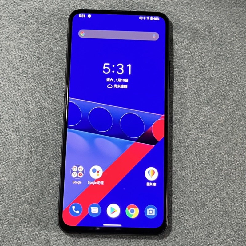 ASUS ZenFone 7 ZS670KS 128G 黑 9成新 功能正常 二手 6.67吋 I002D 螢幕輕微刮傷
