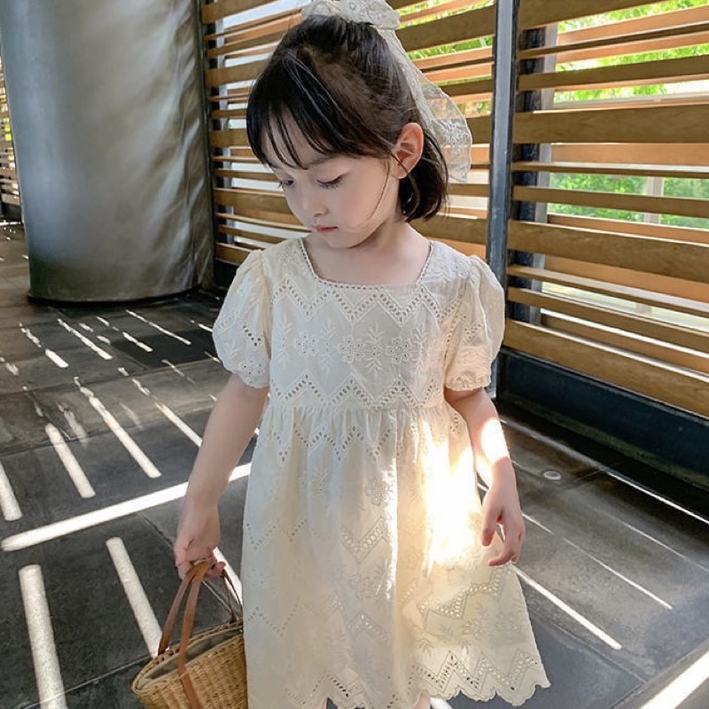 Rain’s shop / 女童日系純色縷空雕花泡泡袖連身裙小洋裝畢業禮服