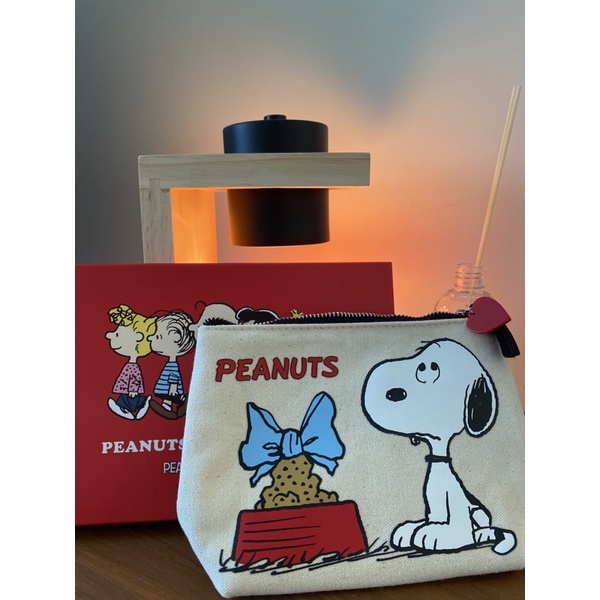 Peanuts x Innisfree聯名化妝包 - Snoopy厭世化妝包/Peanuts Pouch