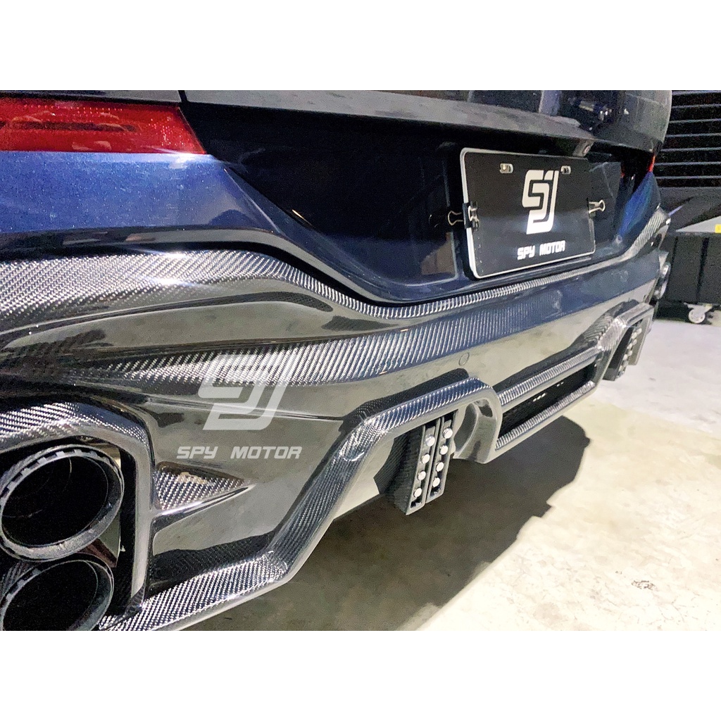 【SPY MOTOR】BMW G06 X6 碳纖維後下巴 四出尾飾管