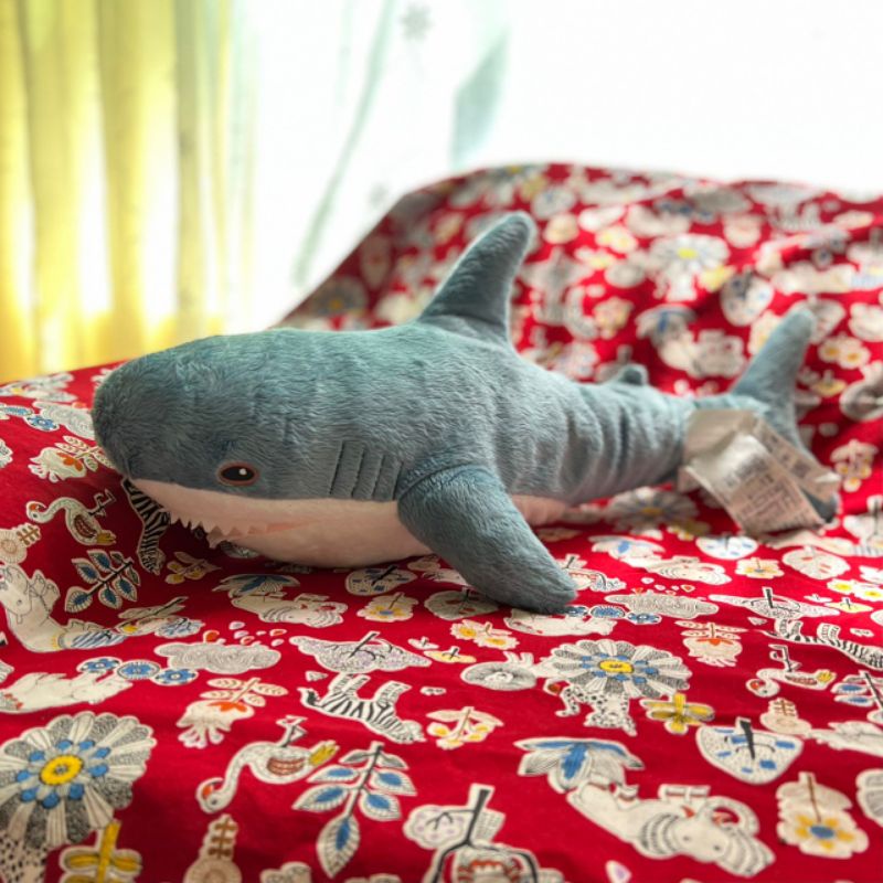 IKEA 填充玩具  玩偶  55公分 小鯊魚 正品（有現場購買發票證明）加鯊魚保鮮袋 代購