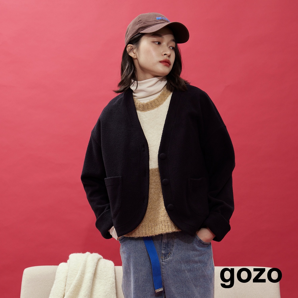 【gozo】QQ刷毛針織V領弧形短版外套(黑色_F)｜最新 顯瘦 保暖