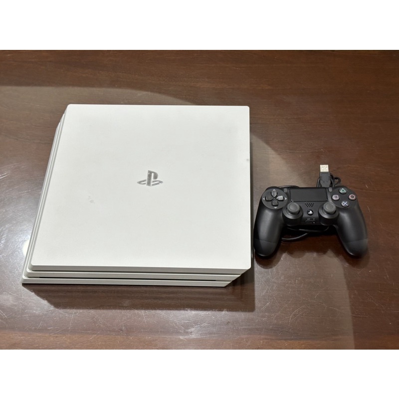 PS4 Pro 白 1T HDD