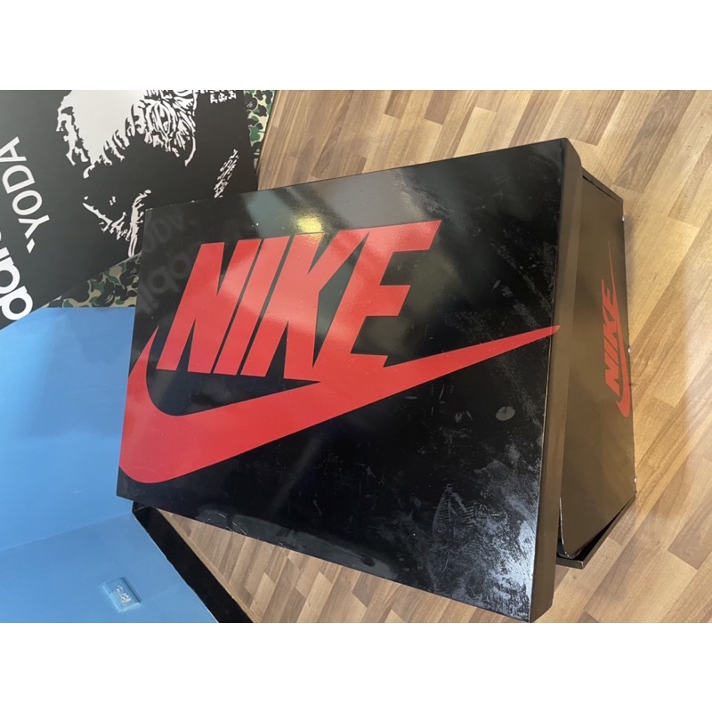 Nike dunk Jordan 芝加哥鞋盒鞋櫃