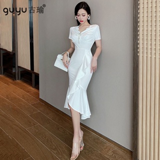 白色洋裝短袖【現貨S-L】2022新款夏裝珍珠V領合身魚尾連身洋裝聚會婚禮宴會禮服