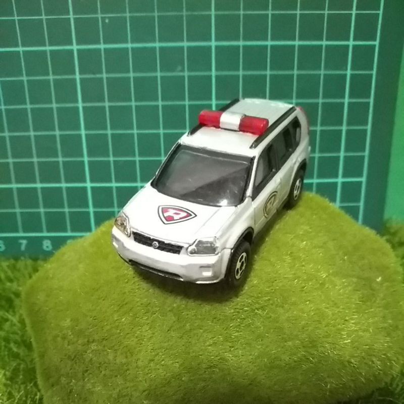 絕版TOMICA NISSAN X TRAIL 119特警隊無盒有瑕