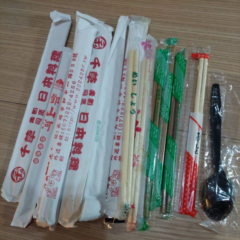 一堆筷子竹筷一次性餐具