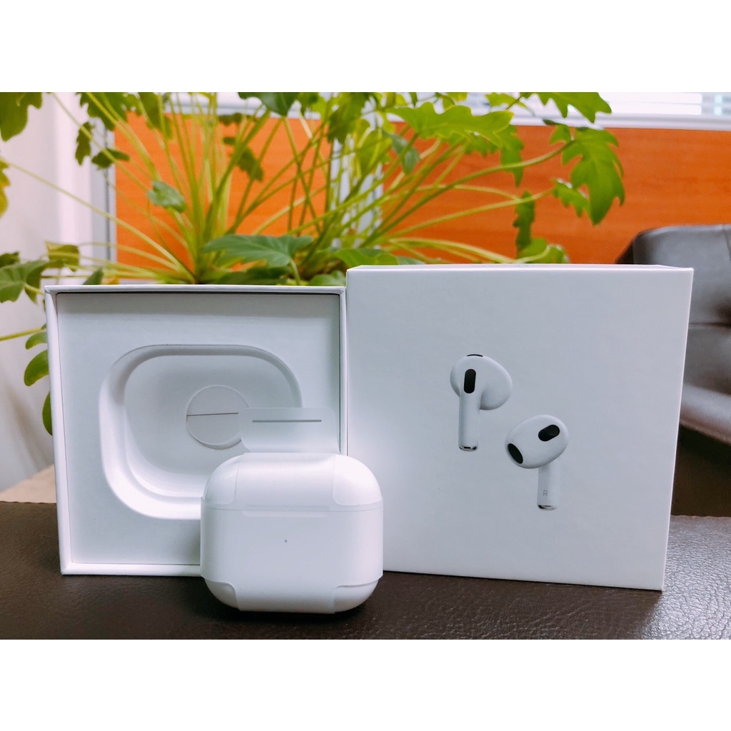 AirPods 3 (第3代) 搭配MagSafe 充電器