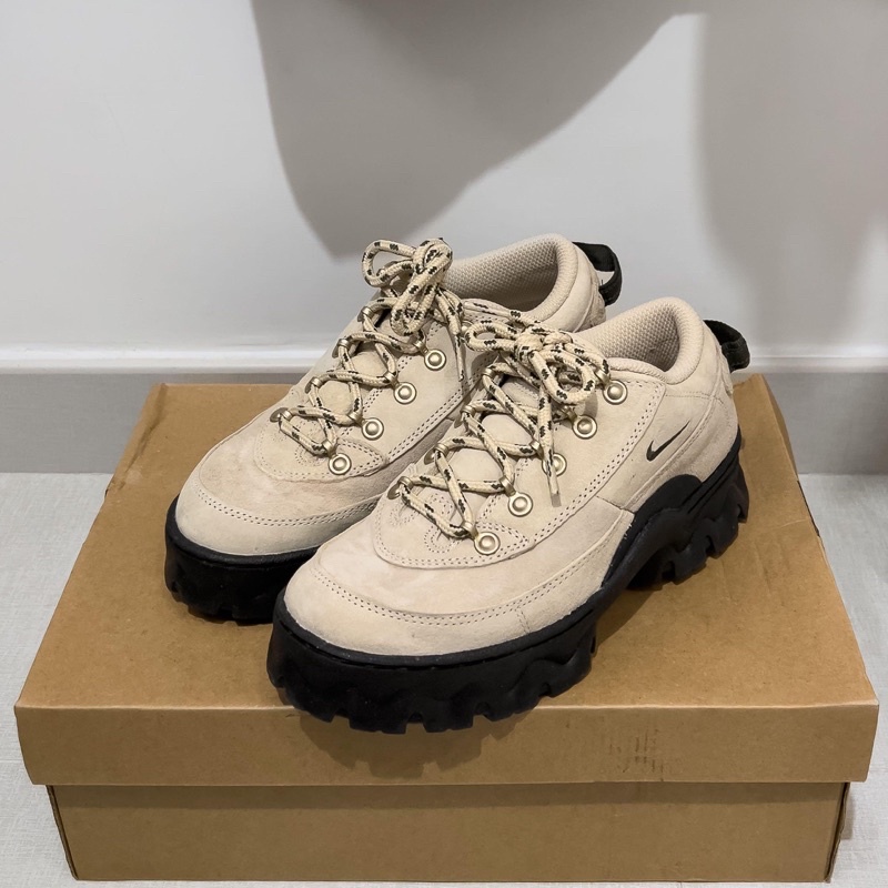 NIKE W LAHAR LOW 奶茶色 男鞋 登山鞋 越野鞋 城市靴 增高 厚底 二手 9成新 尺寸：27.5