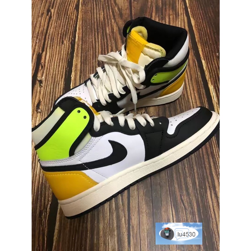 全新【Air Jordan 1 Retro High OG“ Volt Gold”】黑黃橘 555088-118