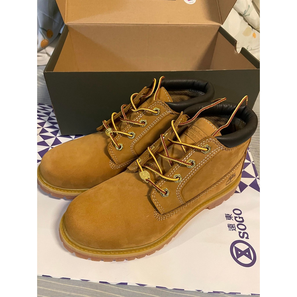 出清特價 專櫃百貨正品 Timberland 小麥黃經典防水短靴 8.5號 女款 全新